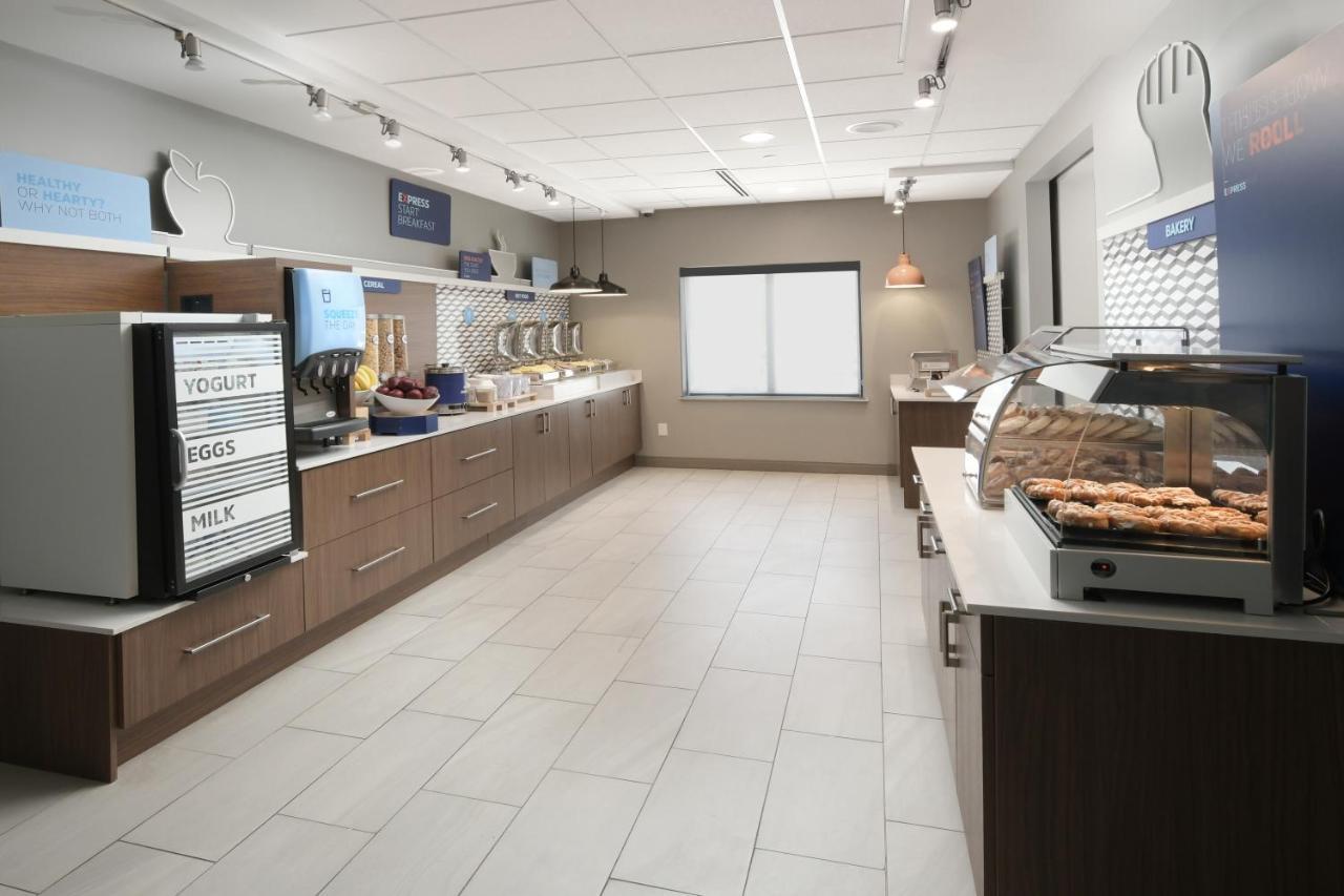 Holiday Inn Express & Suites - Williamstown - Glassboro By Ihg Exteriér fotografie